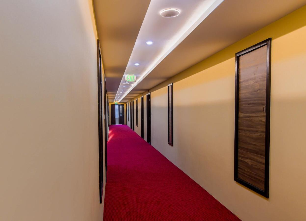 Hotel New Wave Mandalay Exteriör bild